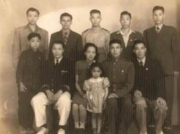 2011年，《环球日报》公布赴台特工遗骨，女子找回失踪61年亲人